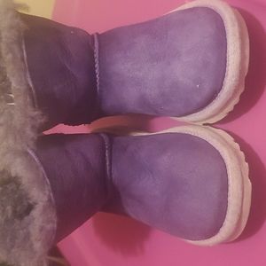 Classic purple UGG boots size 12 little girls